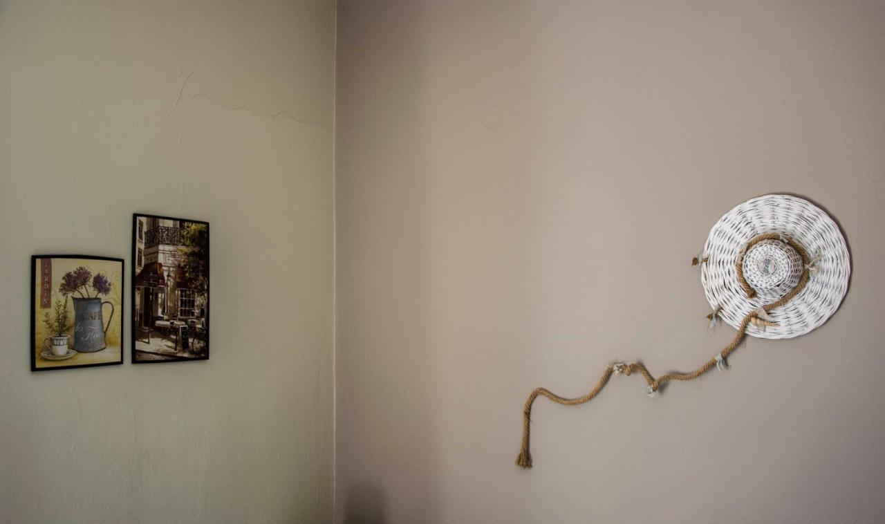 Drossinos Studios Poros Town ภายนอก รูปภาพ